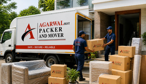Home shifting service - careful packing of household items